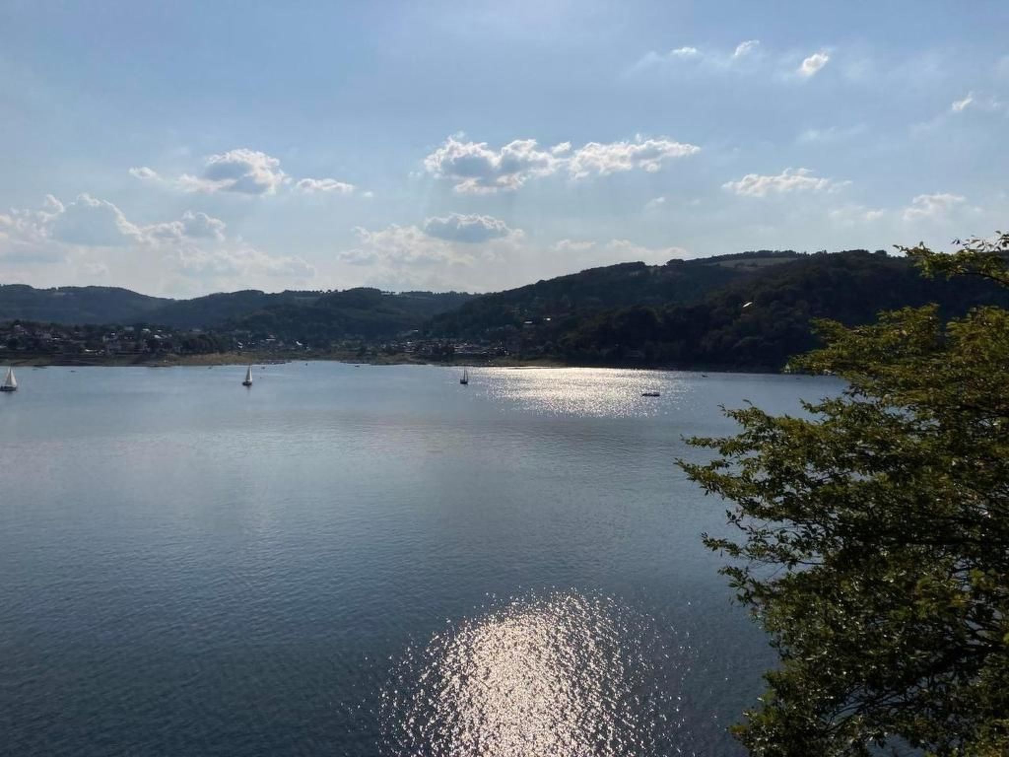 Exklusives Ferienhaus mit Terrasse und Garten-Image-tags.info