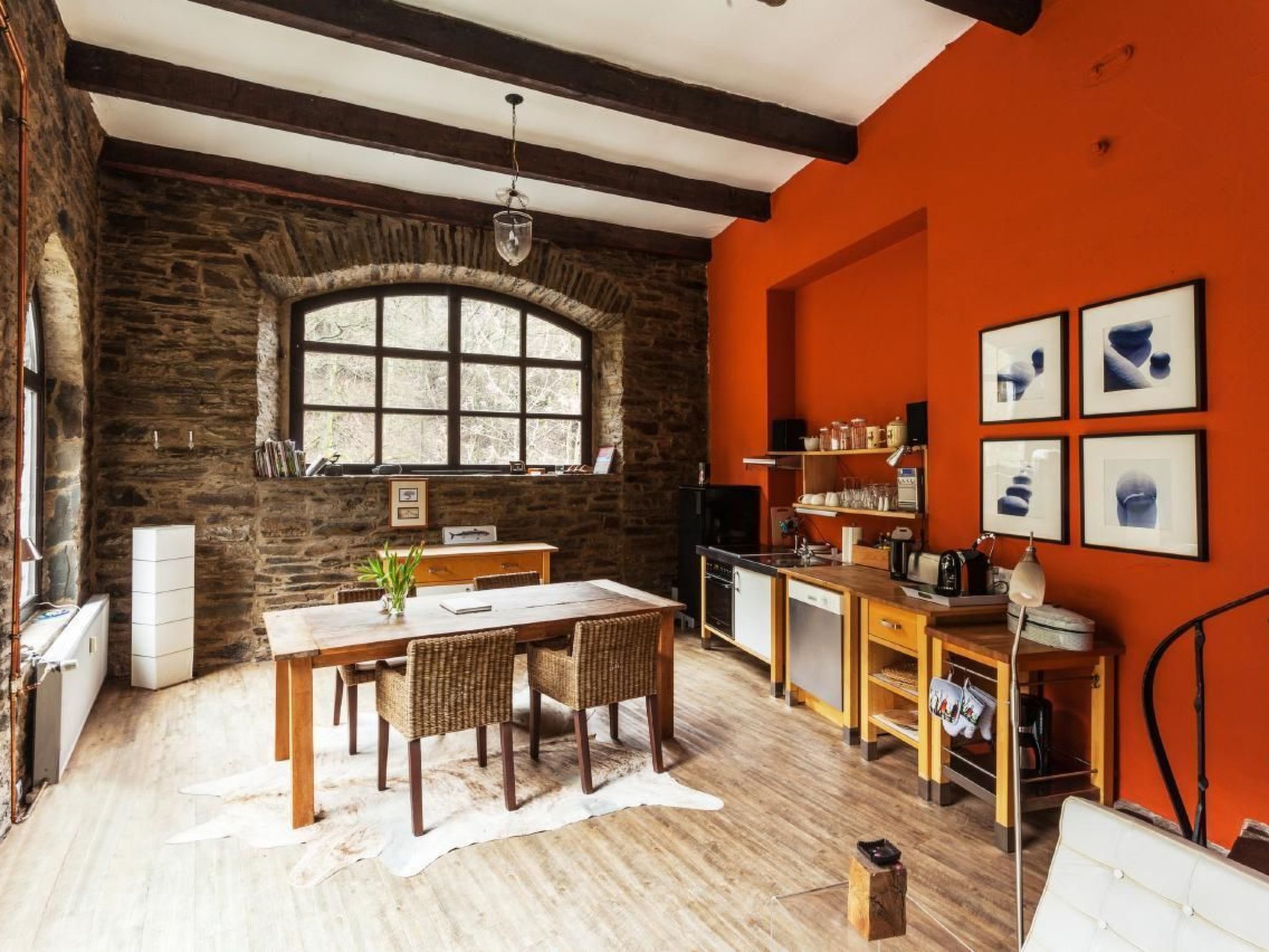 Mit Bergblick-Binnen