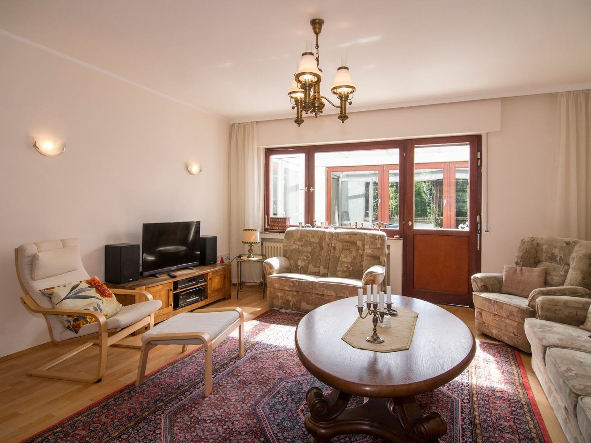 Gemütliches Ferienhaus in Hasenfeld mit Großem Garten-Binnen