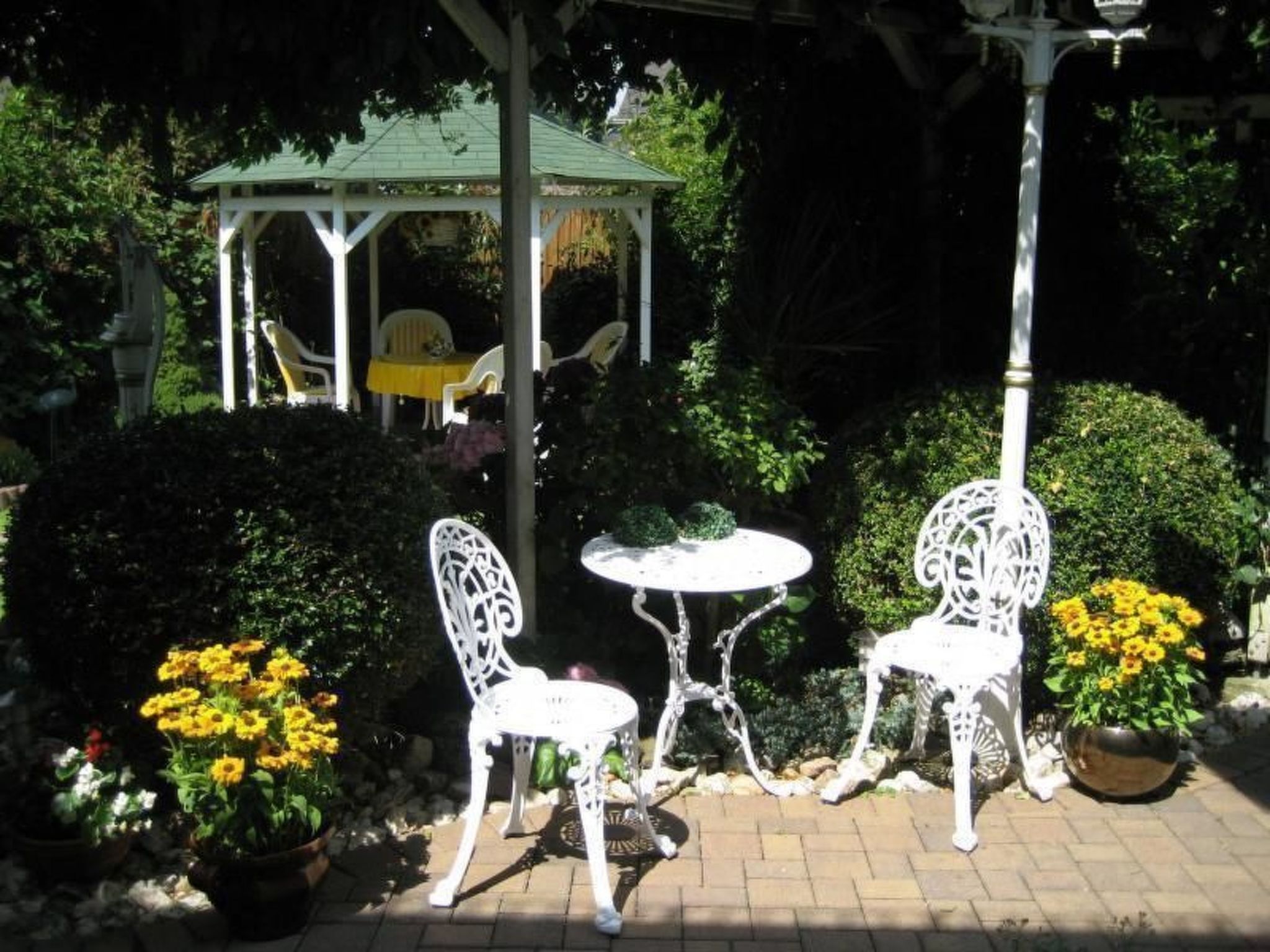 Große Ferienwohnung mit Balkon und Garten-Image-tags.info