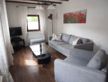 Hochwertige Ferienwohnung mit Terrasse und Garten