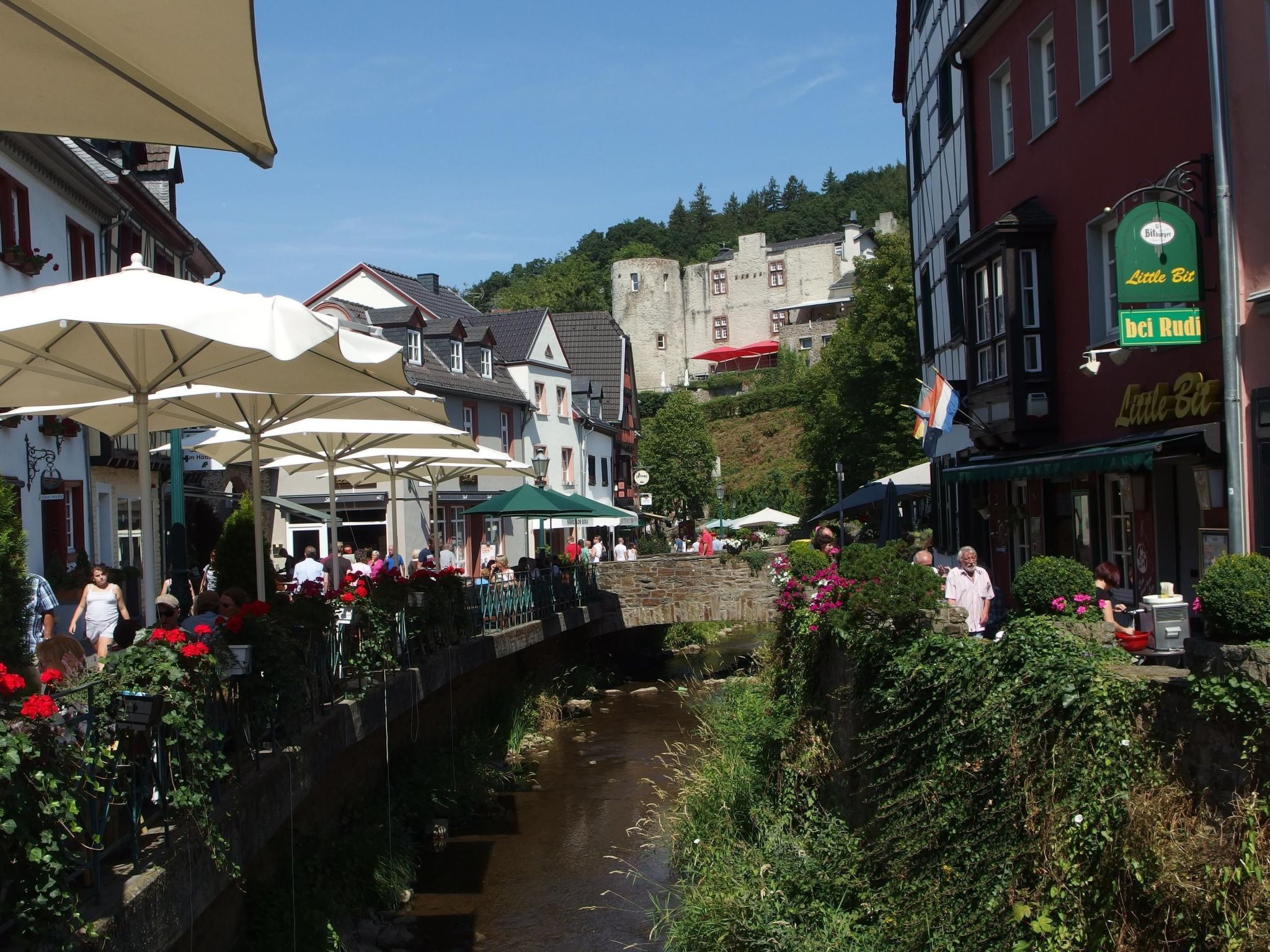Hochwertige Ferienwohnung mit Terrasse und Garten-Binnen