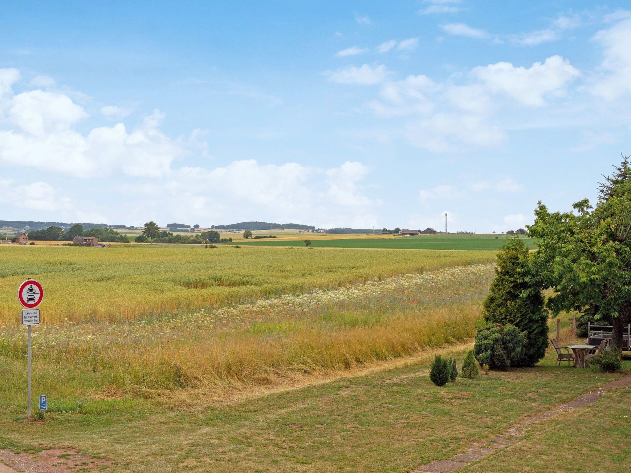 Haus-Fernblick-Inside