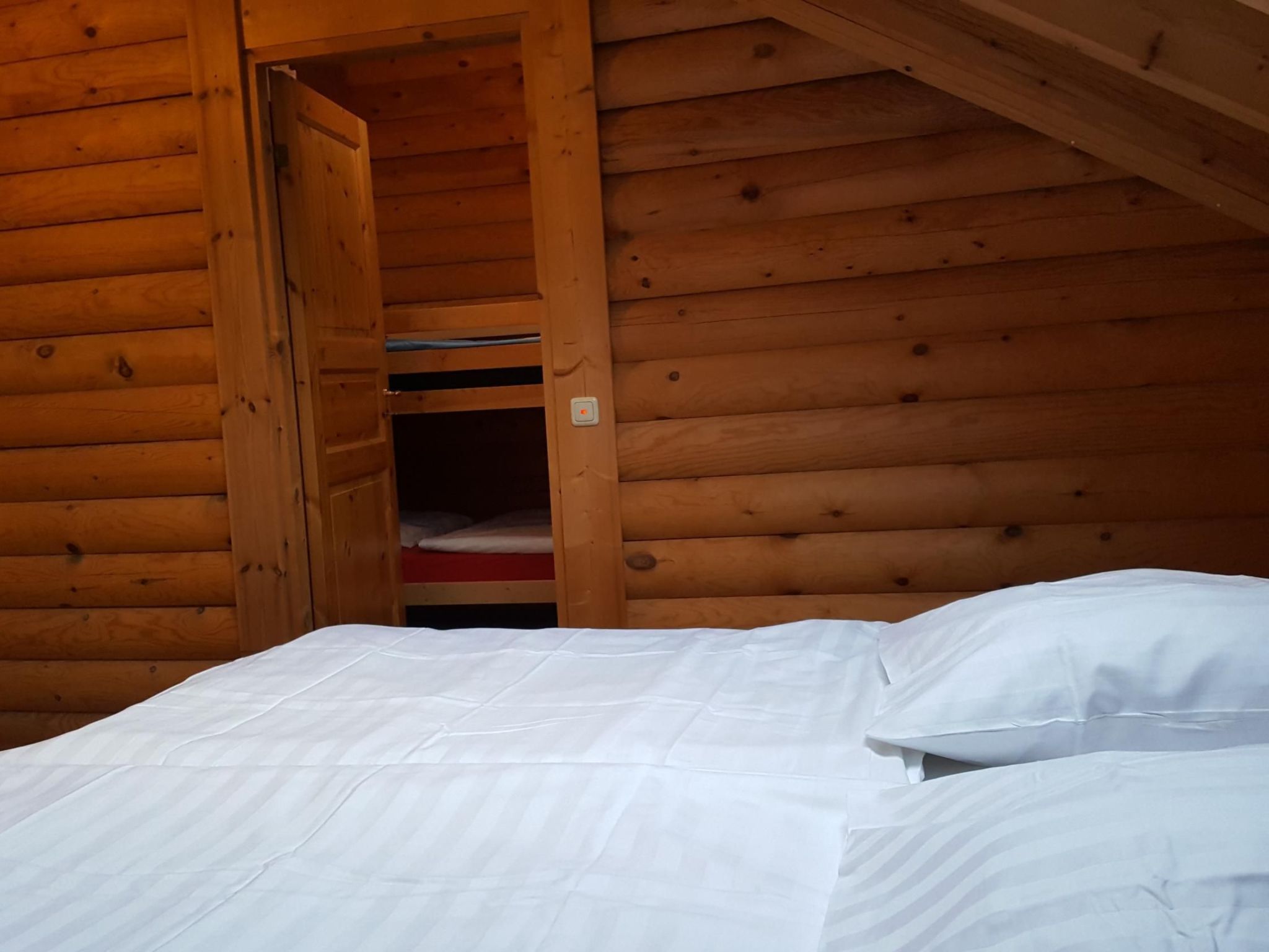 In Wiesen mit Privatem Pool-Binnen