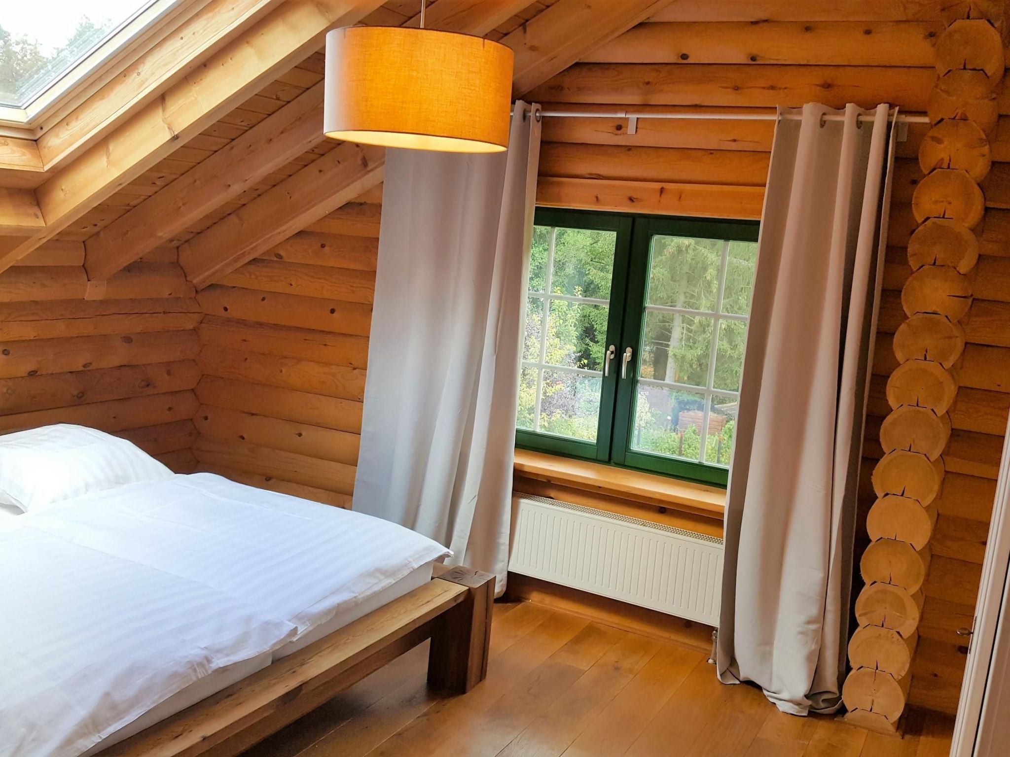 In Wiesen mit Privatem Pool-Binnen