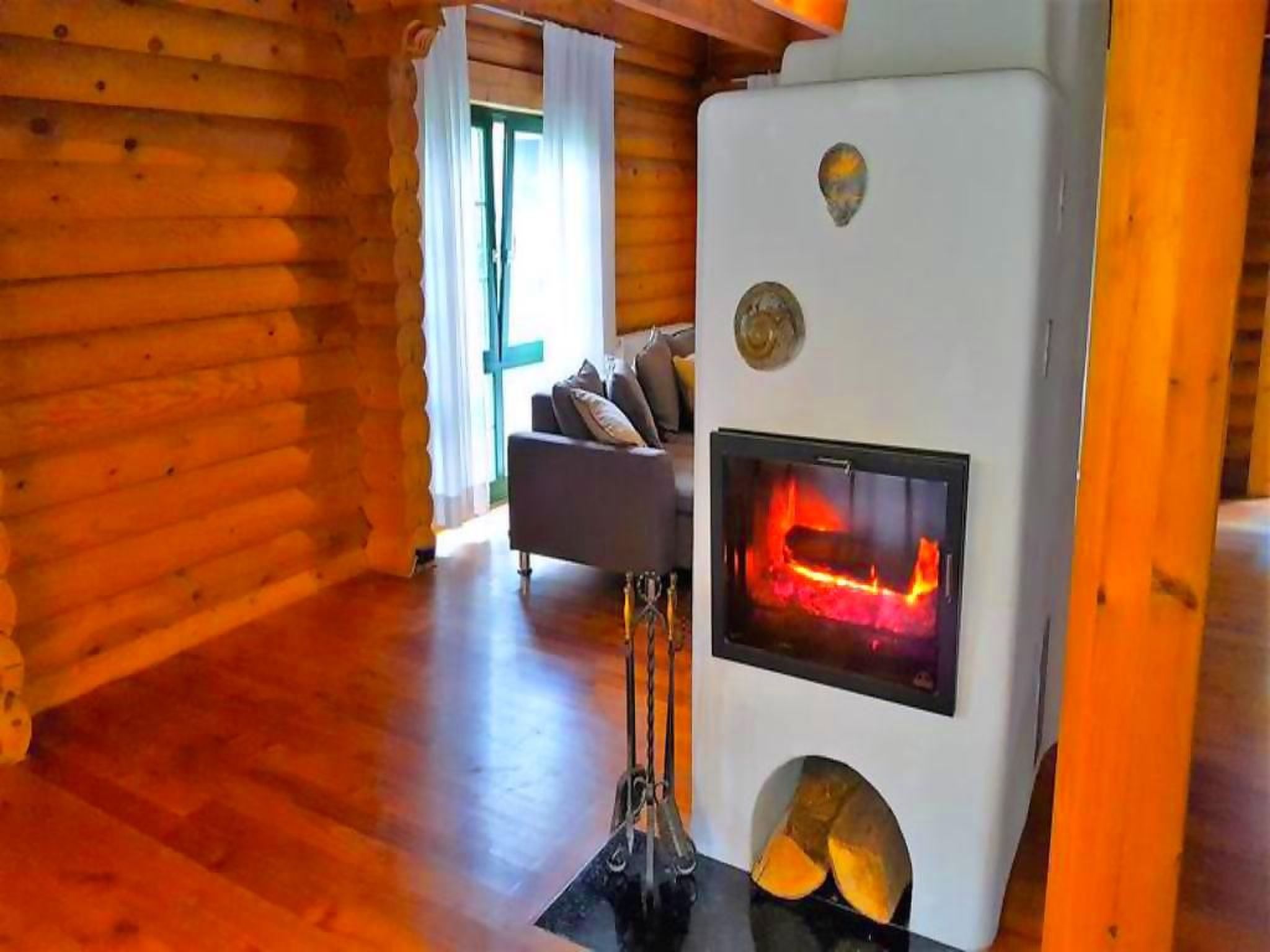 In Wiesen mit Privatem Pool-Binnen