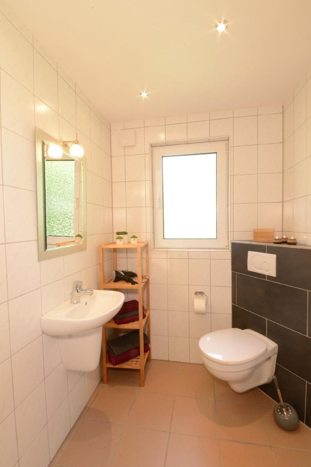 Ruhiges Ferienhaus in Lommersdorf mit Garten-Binnen