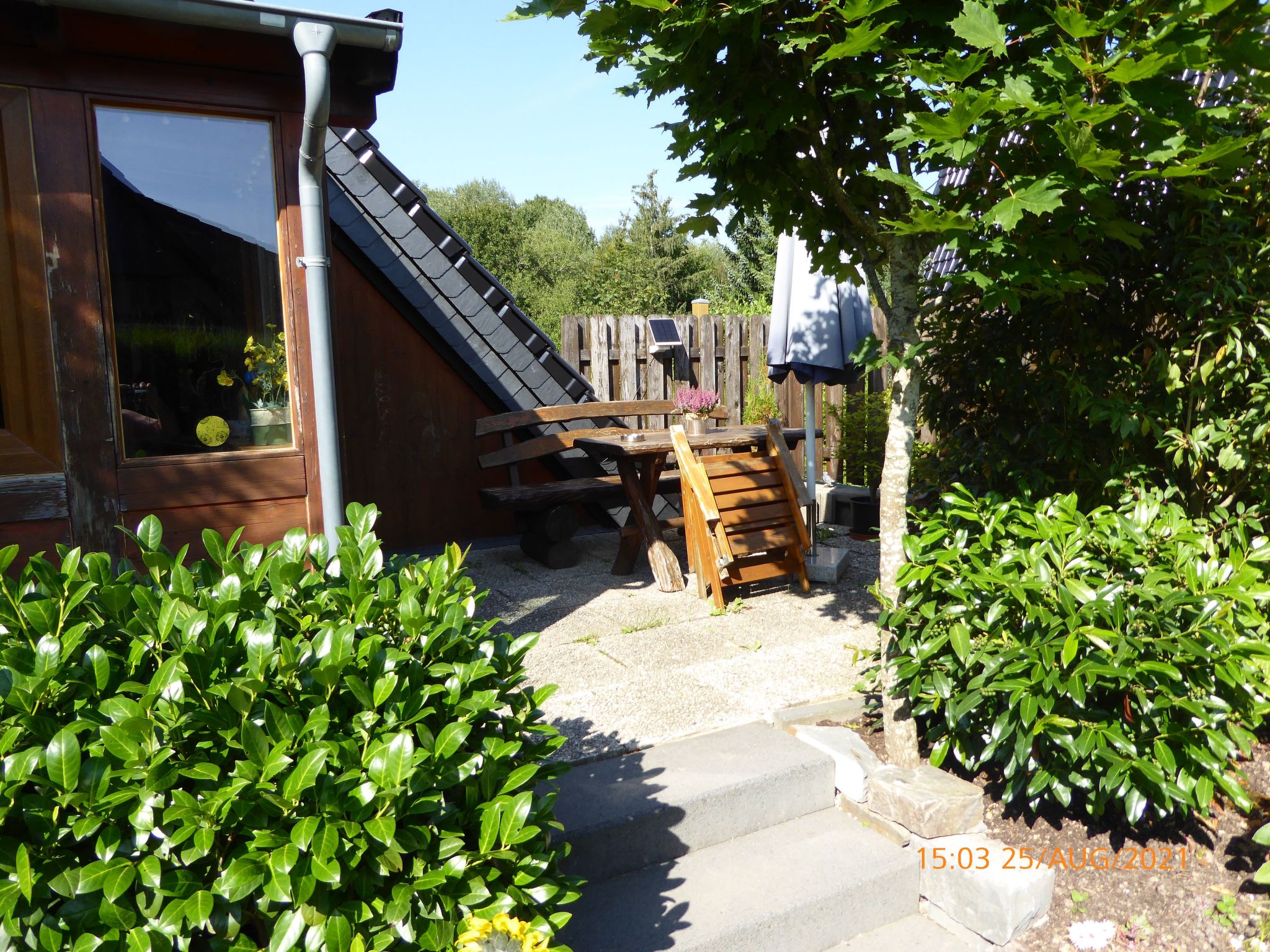 Eifelwaldhäuschen-Drinnen