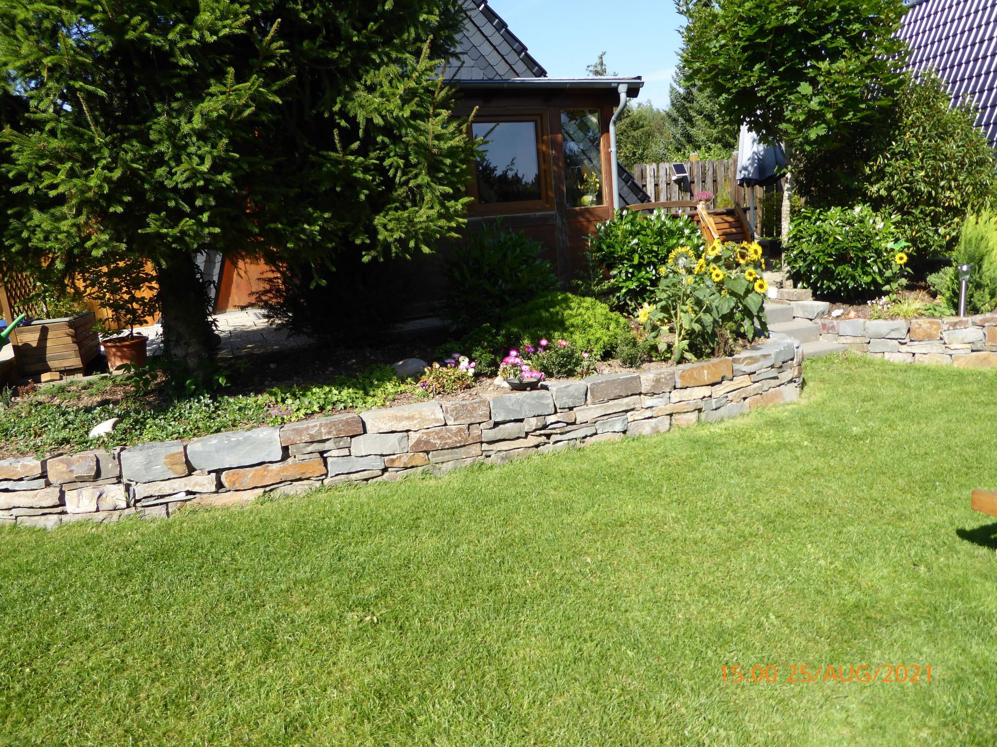 Eifelwaldhäuschen-Drinnen