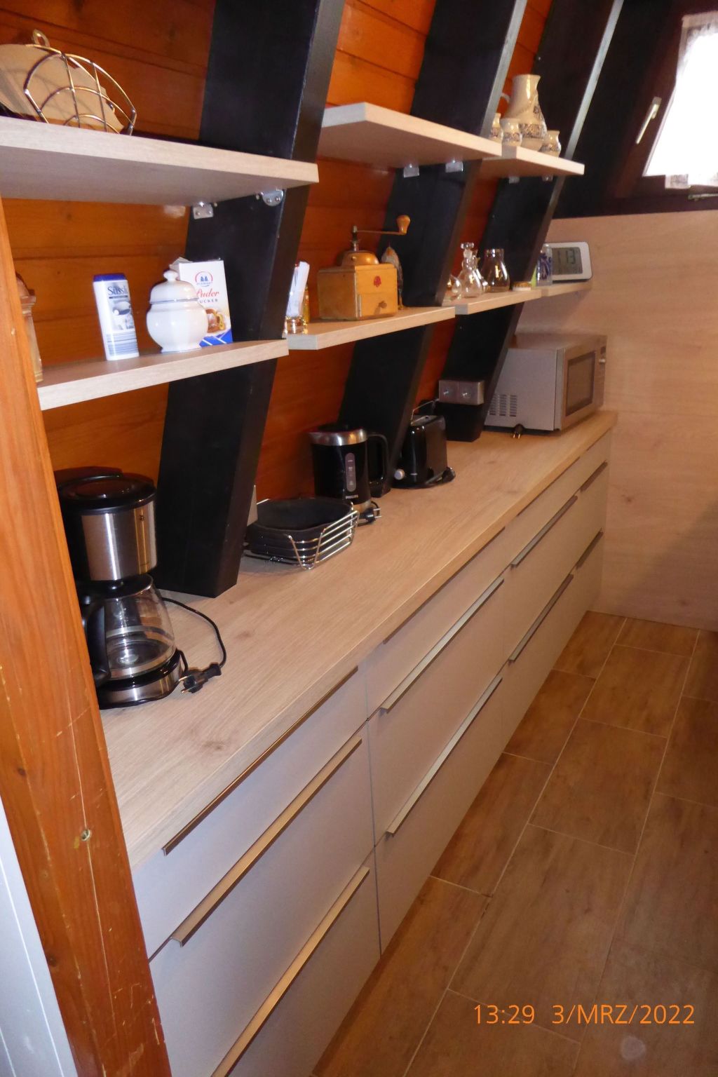 Eifelwaldhäuschen-Drinnen