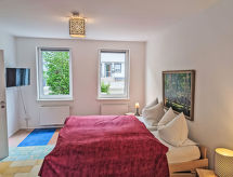 Wohnung 1 links