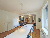 Wohnung 2 rechts