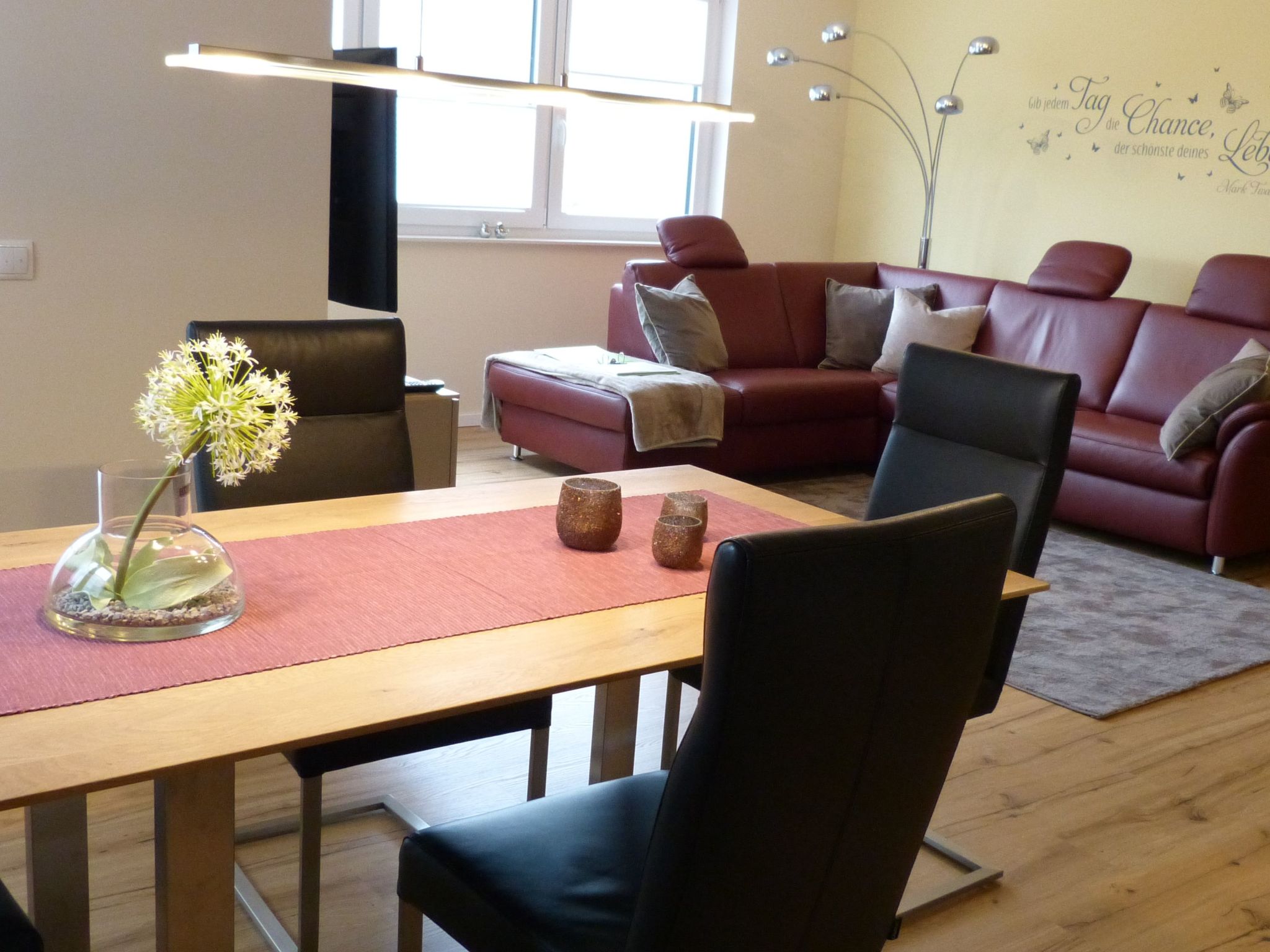 Moderne Wohnung mit Parkplatz und Rheinblick-Binnen