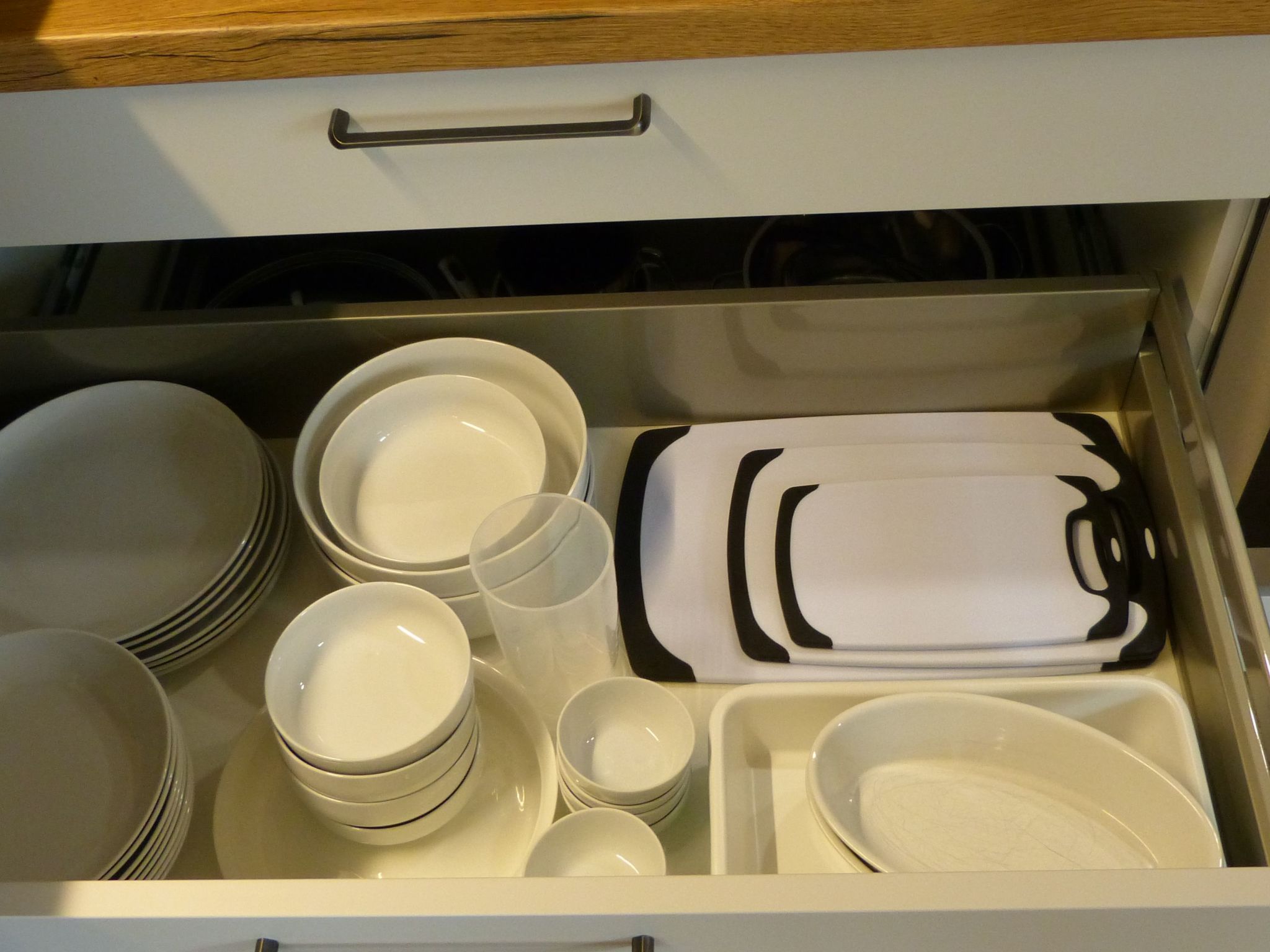 Moderne Wohnung mit Parkplatz und Rheinblick-Binnen