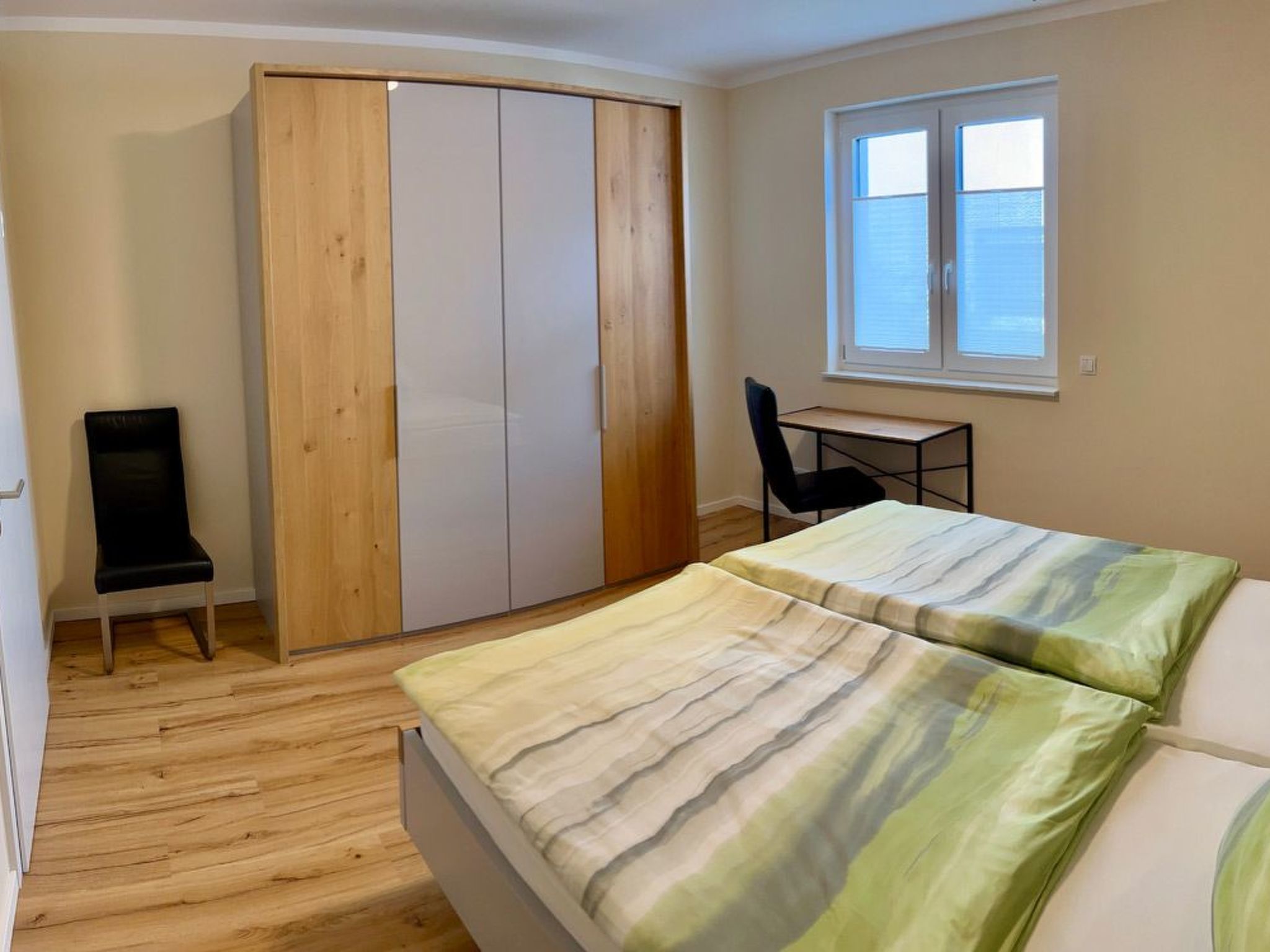 Moderne Wohnung mit Parkplatz und Rheinblick-Binnen