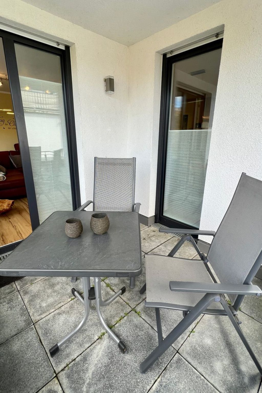 Moderne Wohnung mit Parkplatz und Rheinblick — Terrace (3 of 73)