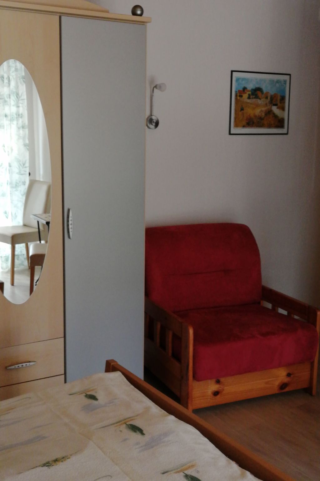 Ruhiges Landhaus mit zwei gemütlichen Wohnungen-Drinnen