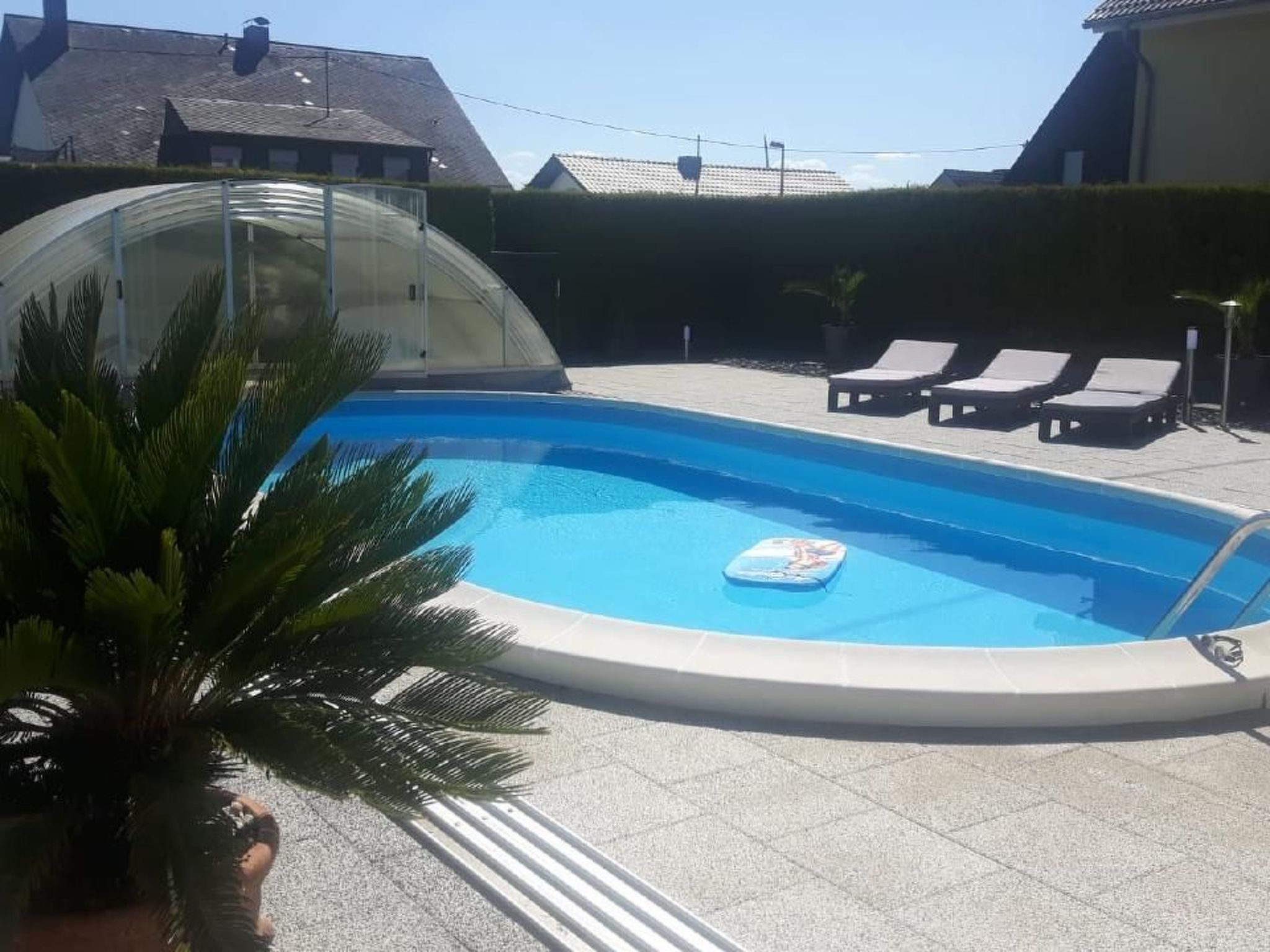 Sandra´s Ferienwohnung mit Pool-Binnen