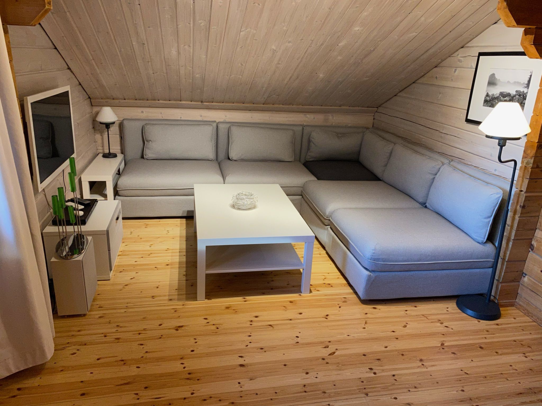 In Meiserich mit Terrasse und Garten-Binnen