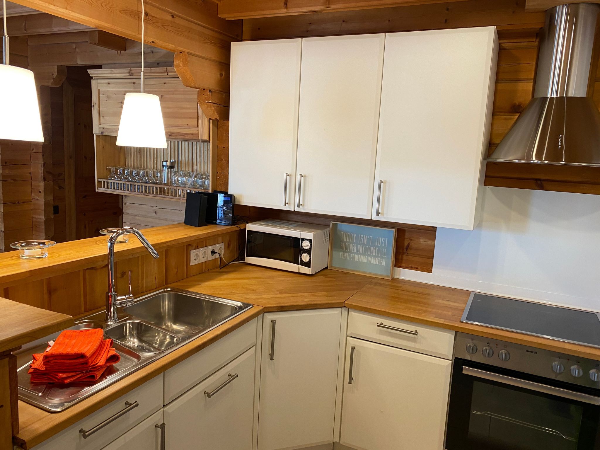 Chalet mit Garten, Grill und Terrasse-Binnen