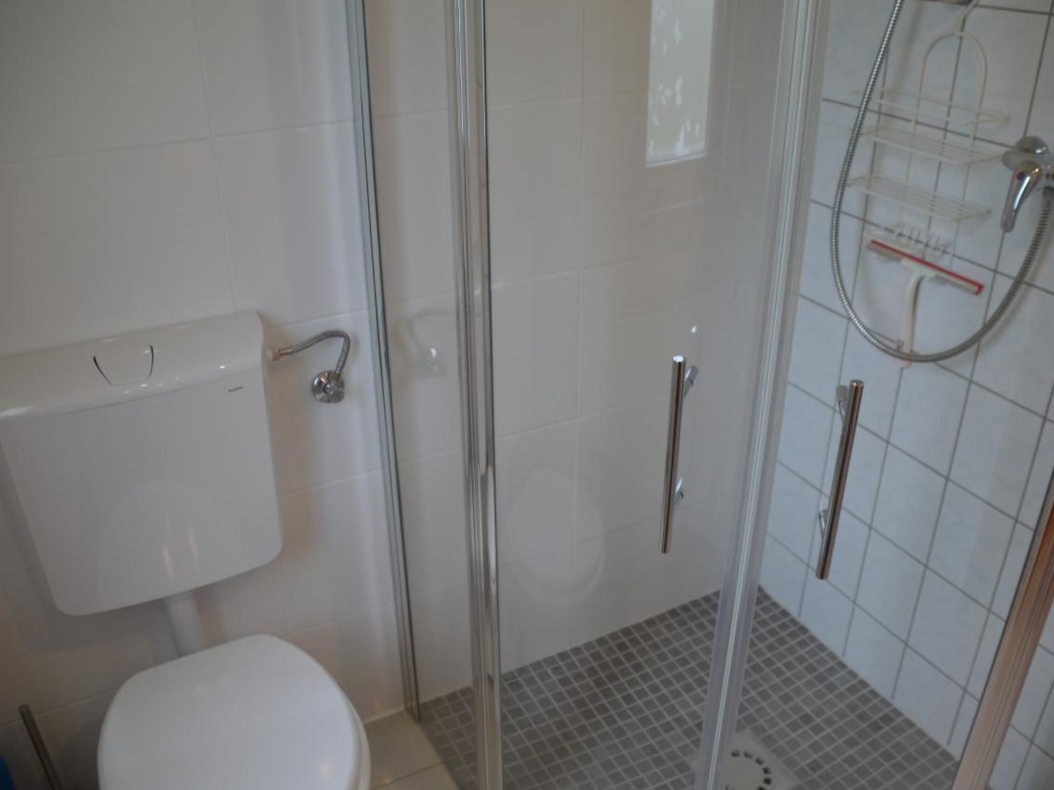 Chalet mit Garten, Grill und Terrasse-Binnen