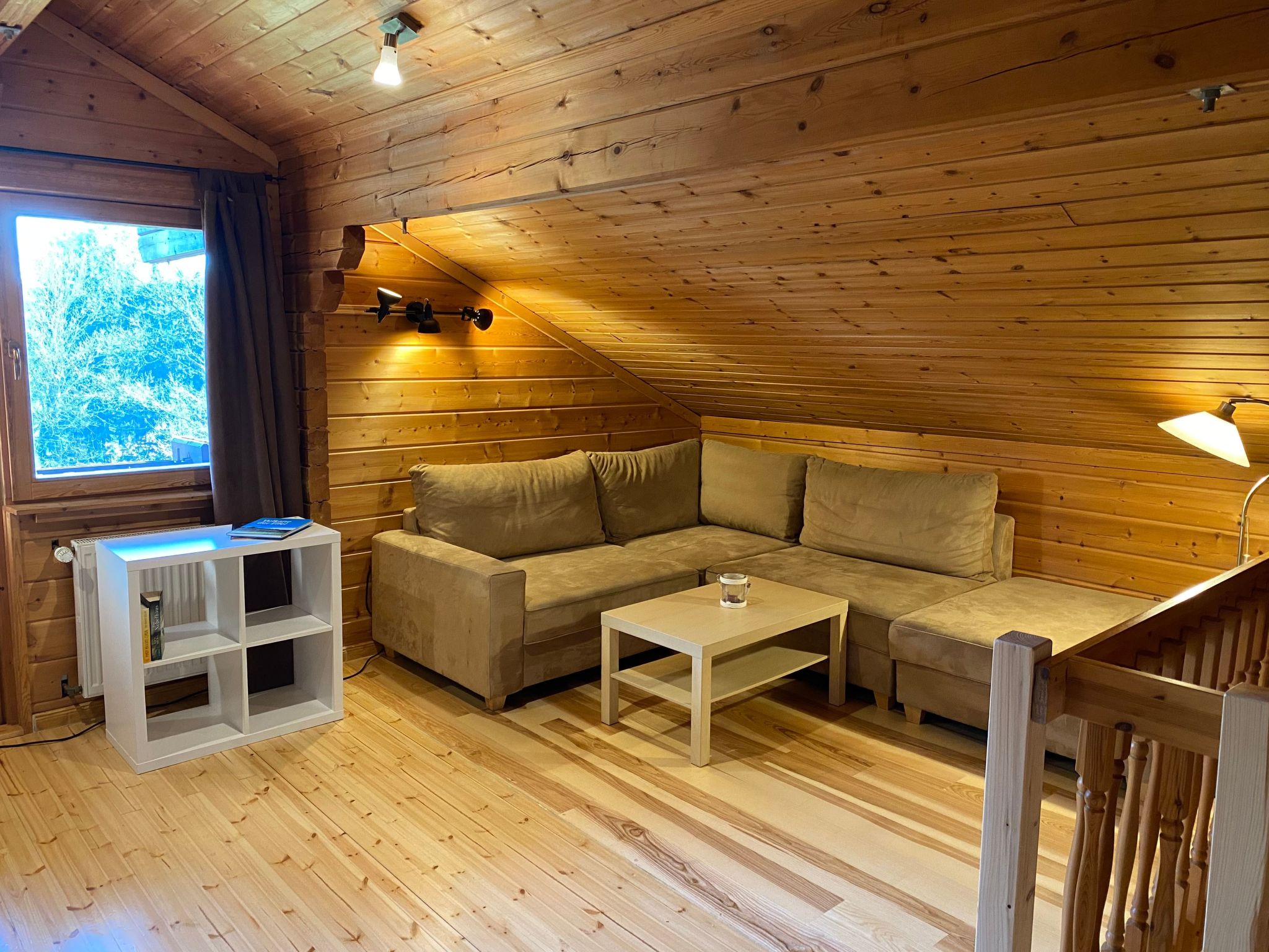 Chalet mit Garten, Grill und Terrasse-Binnen