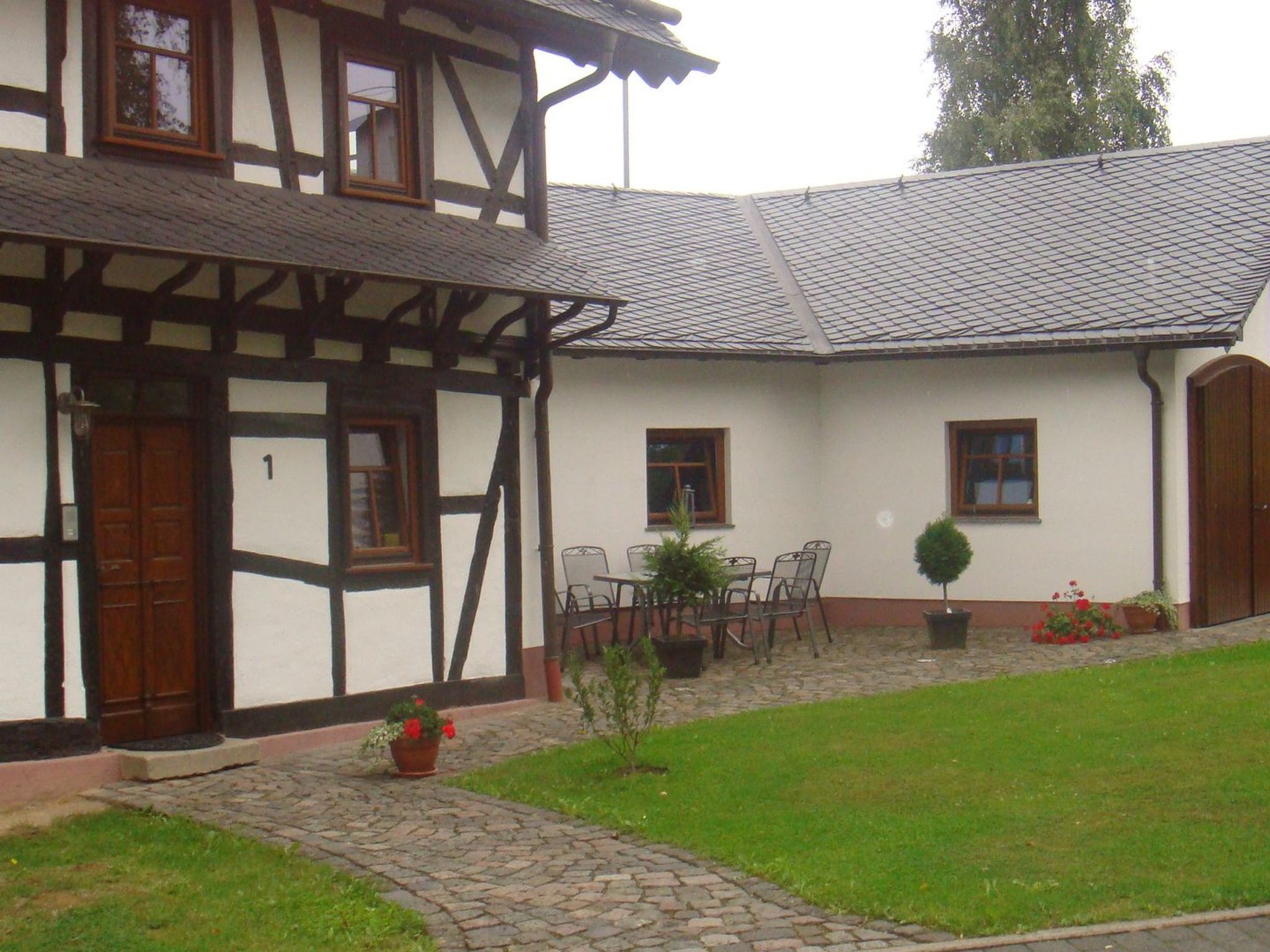 Romantisches Fachwerkhaus zwischen Rhein und Mosel-Image-tags.info