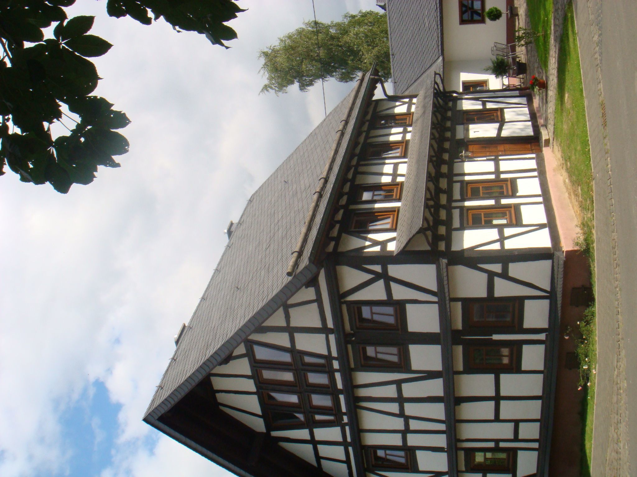 Romantisches Fachwerkhaus zwischen Rhein und Mosel-Image-tags.info