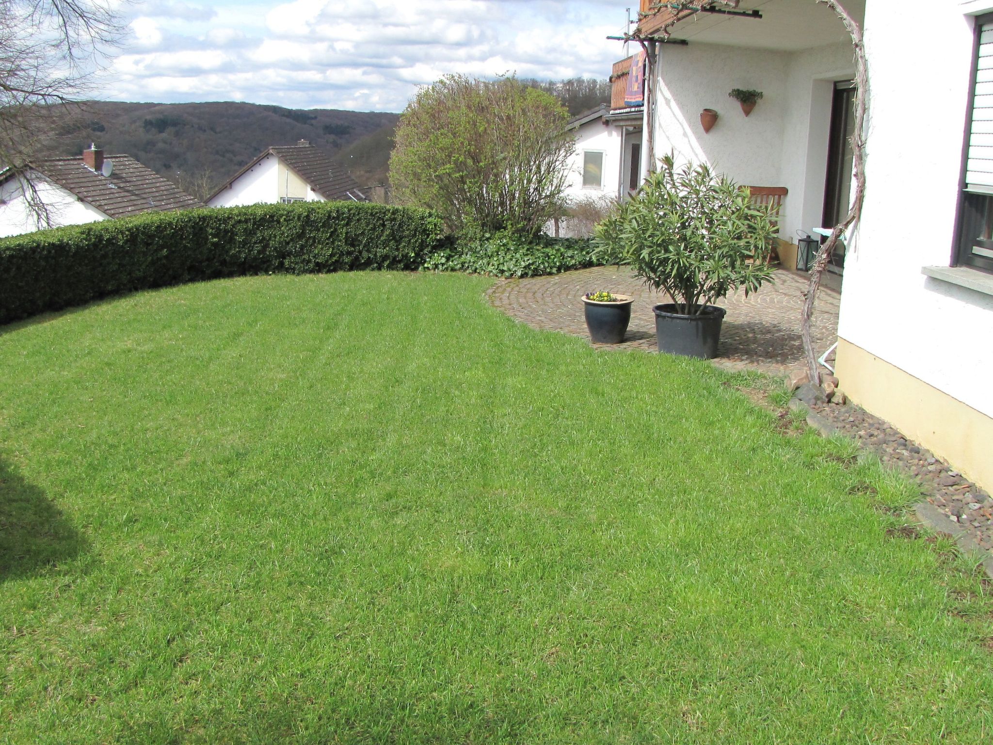 Schöne Ferienwohnung mit Großer Terrasse