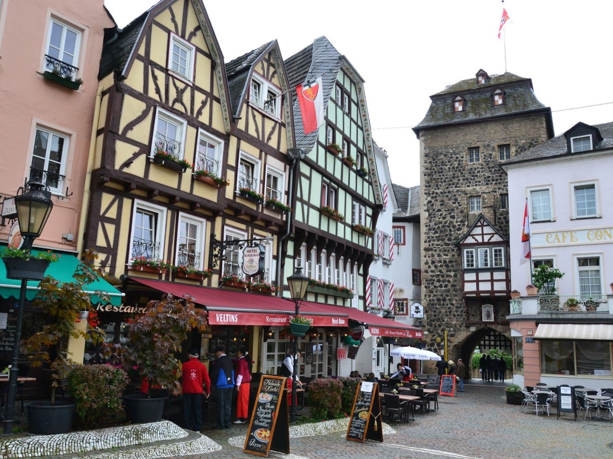 Schöne Ferienwohnung mit Großer Terrasse-Dehors