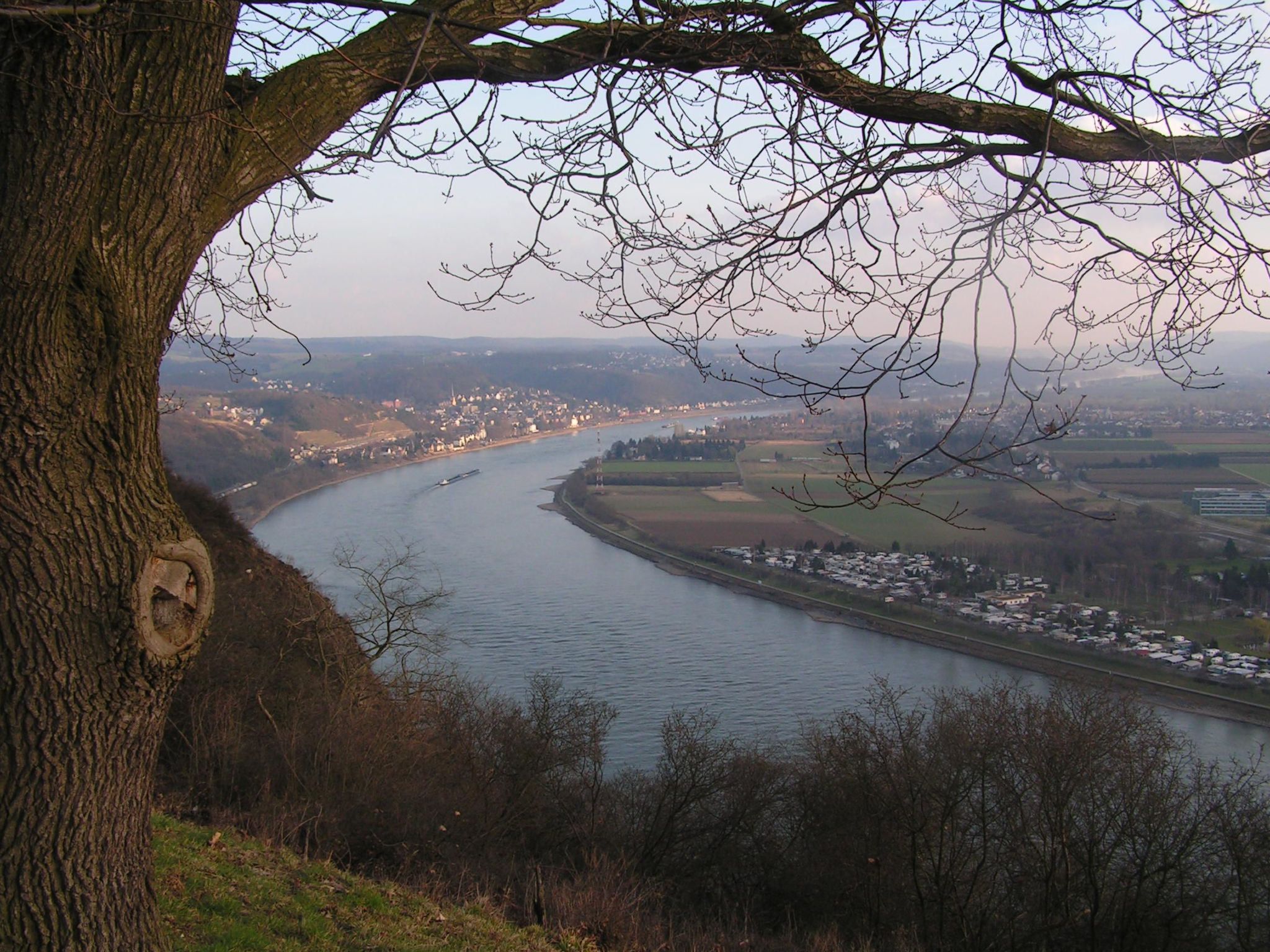 Schöne Ferienwohnung mit Großer Terrasse-Dehors