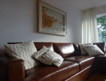 Ruim appartement met terras en panoramisch uitzicht op de Rijnvallei in Linz - thumbnail 6