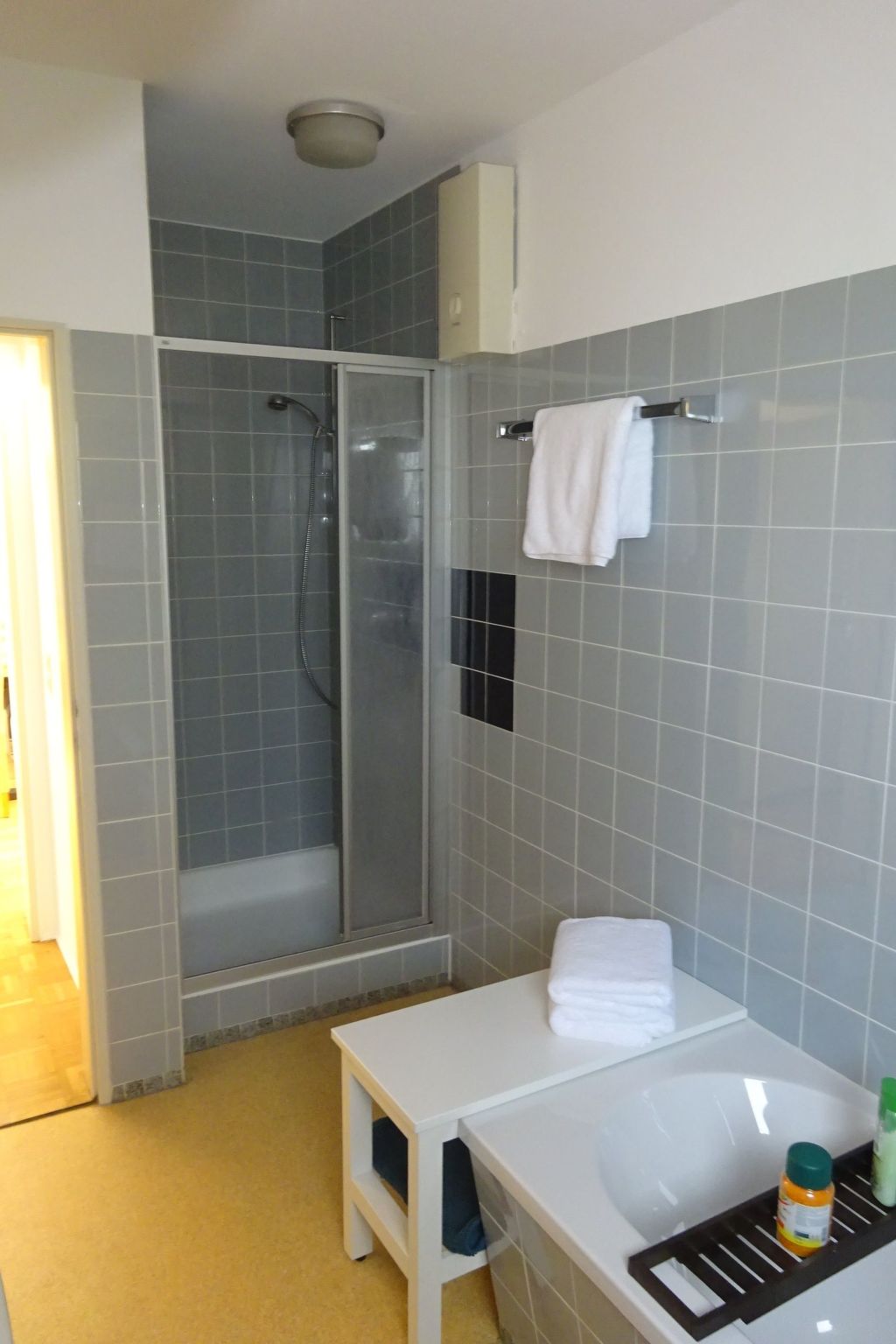 Großzügige Wohnung mit Terrasse und Rheintalblick-Image-tags.info