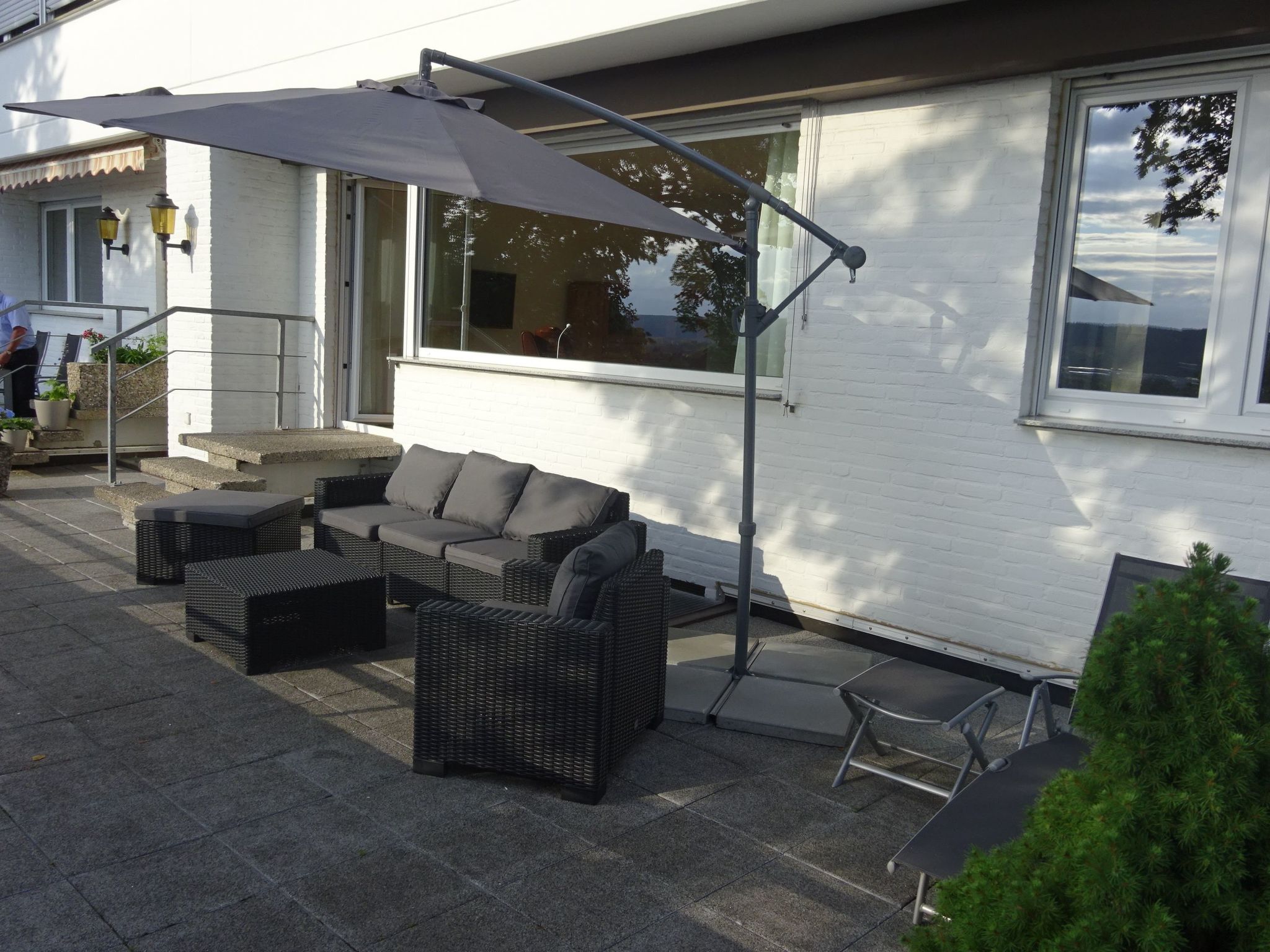 Großzügige Wohnung mit Terrasse und Rheintalblick-Image-tags.info