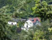 in Waldbreitbach mit Whirlpool