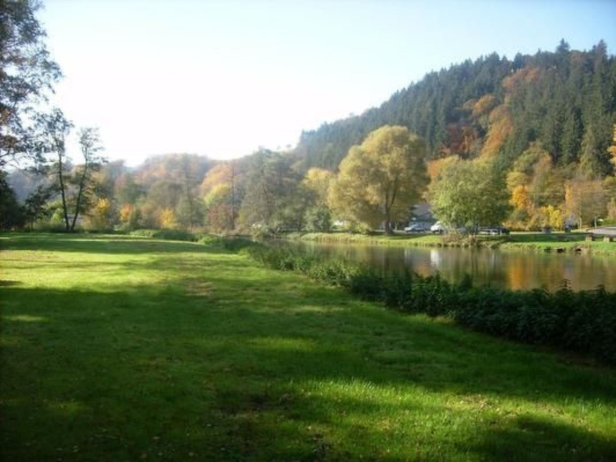 In Waldbreitbach mit Whirlpool-Drinnen