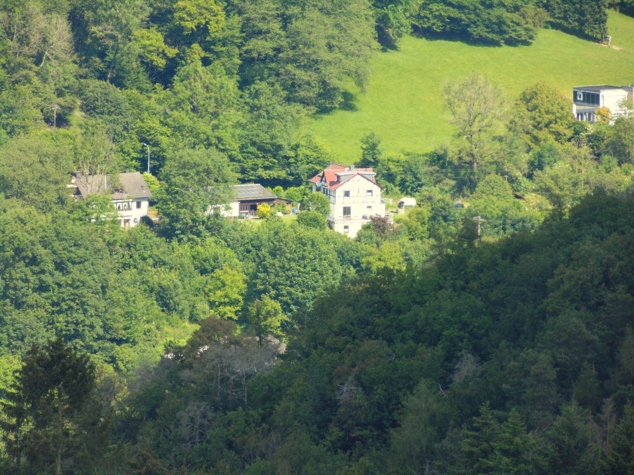 In Waldbreitbach mit Whirlpool-Drinnen
