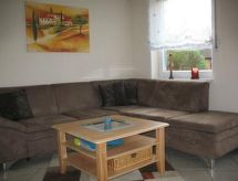 in Westum mit Terrasse