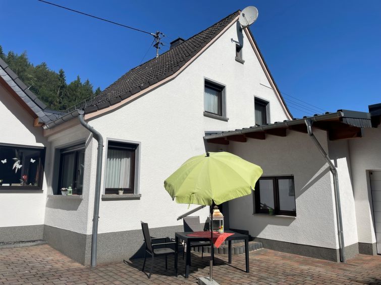 Comfortabel appartement Kleeblatt in Adenau bij de Nürburgring in Adenau