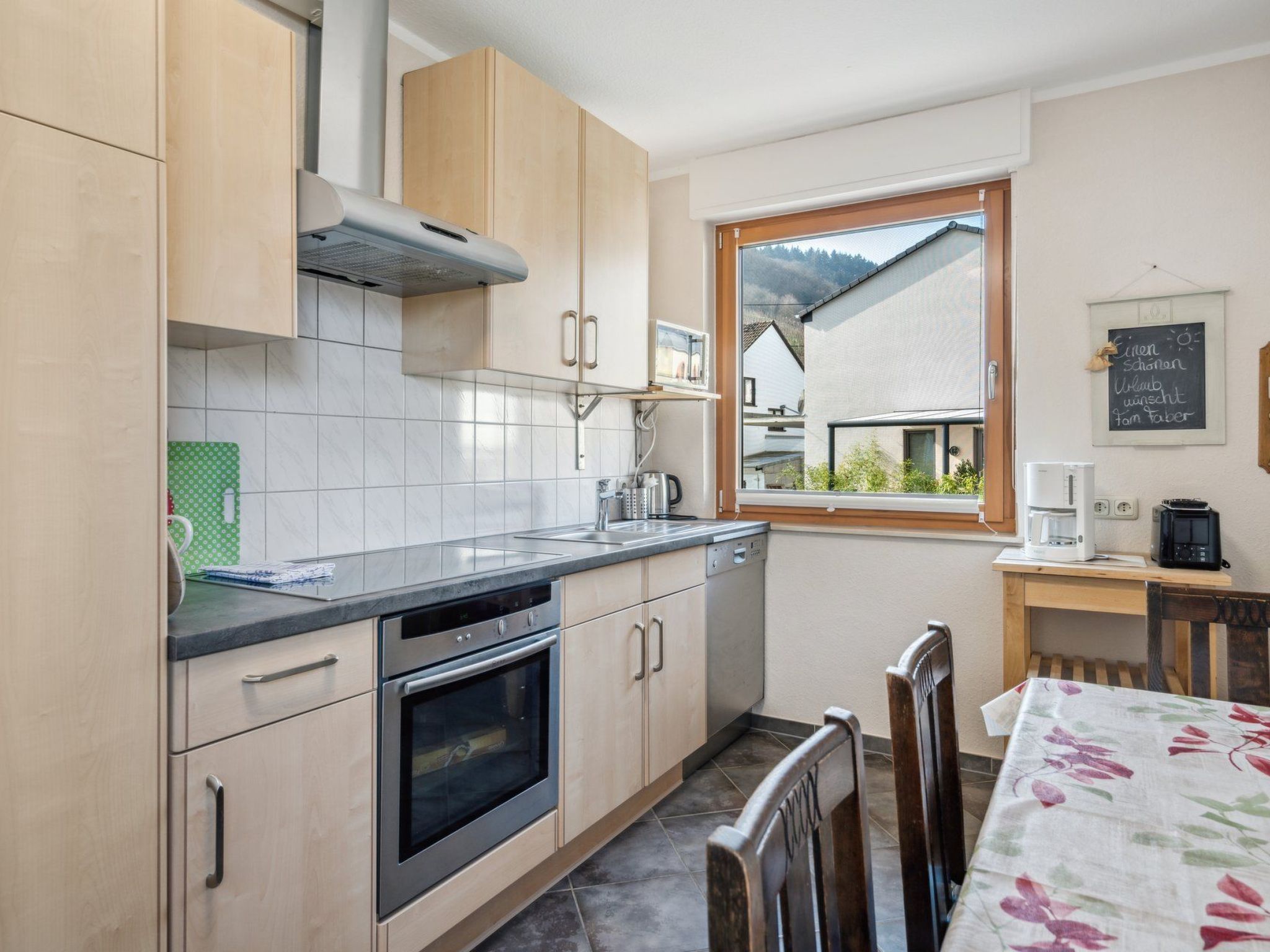 Mit Balkon und schönem Moselblick-Inside