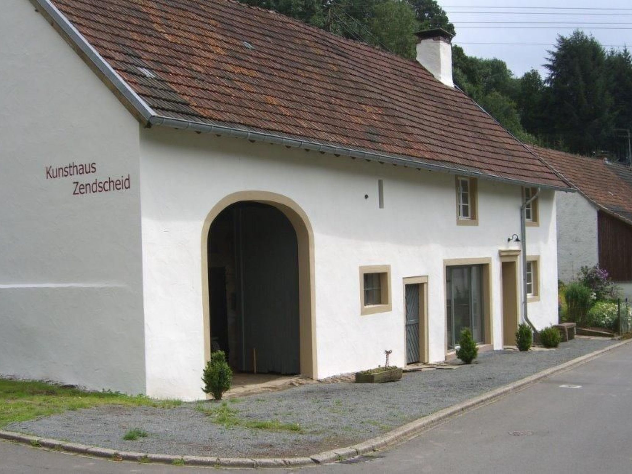 In Zendscheid mit Offenem Kamin-Binnen