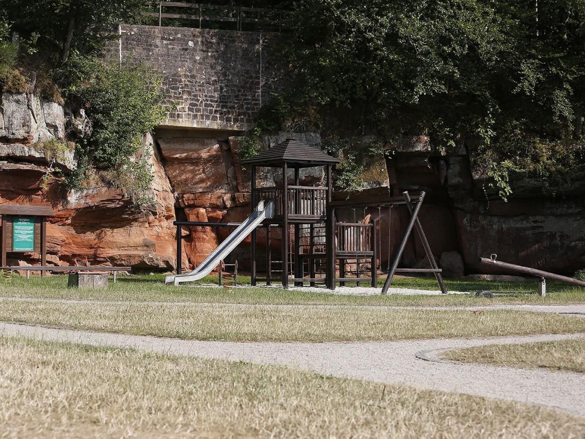 Mit Garten im Naturpark Südeifel-Binnen
