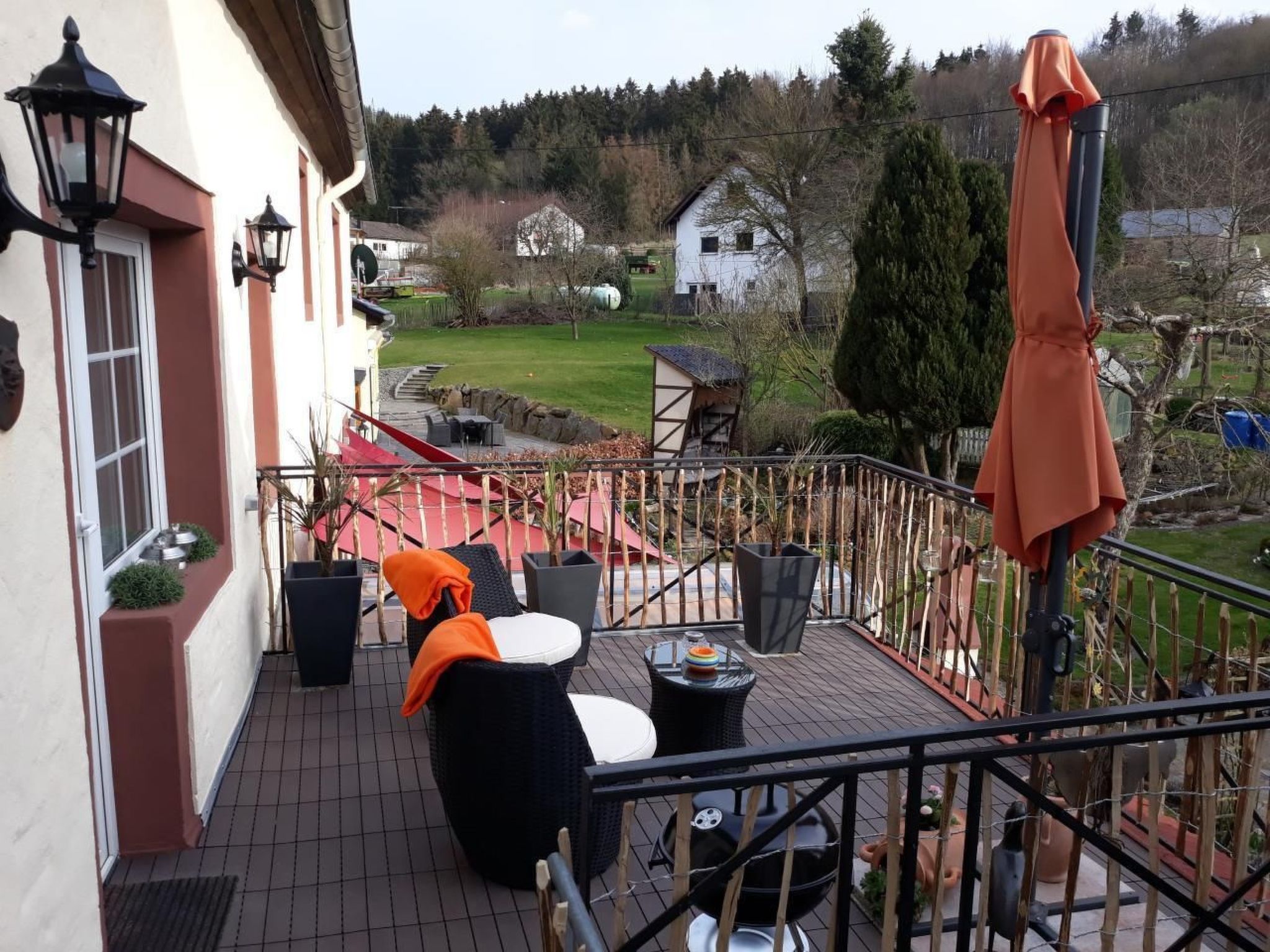 Appartement in Berlingen mit Garten und Terrasse