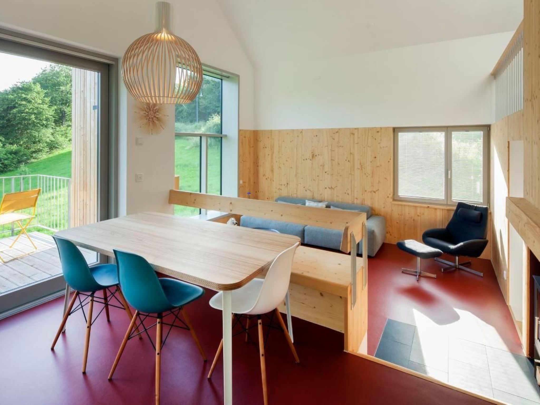 Moderner Holzhausneubau in der Eifel-Binnen