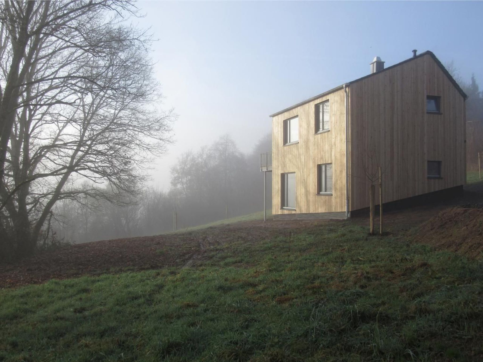 Moderner Holzhausneubau in der Eifel-Binnen