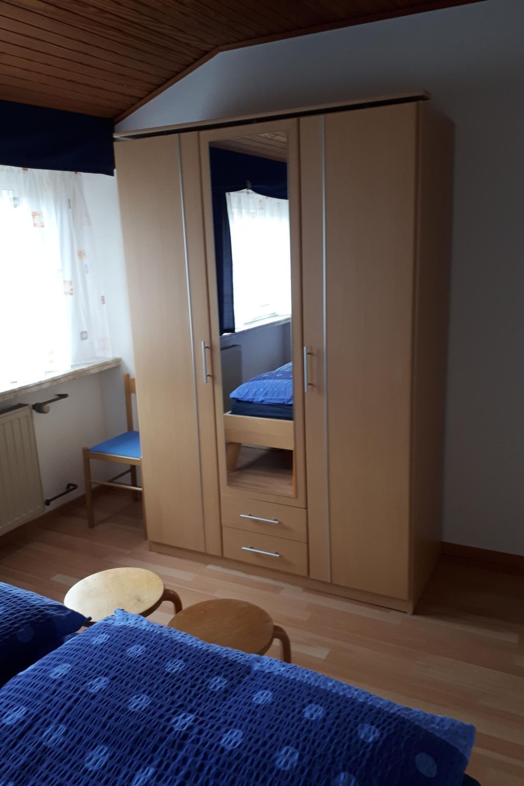 Resi Lux in Niederehe-Image-tags.info