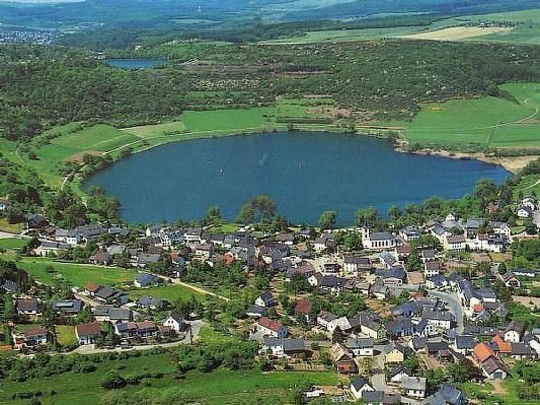 Seeblick in Schalkenmehren-Inside