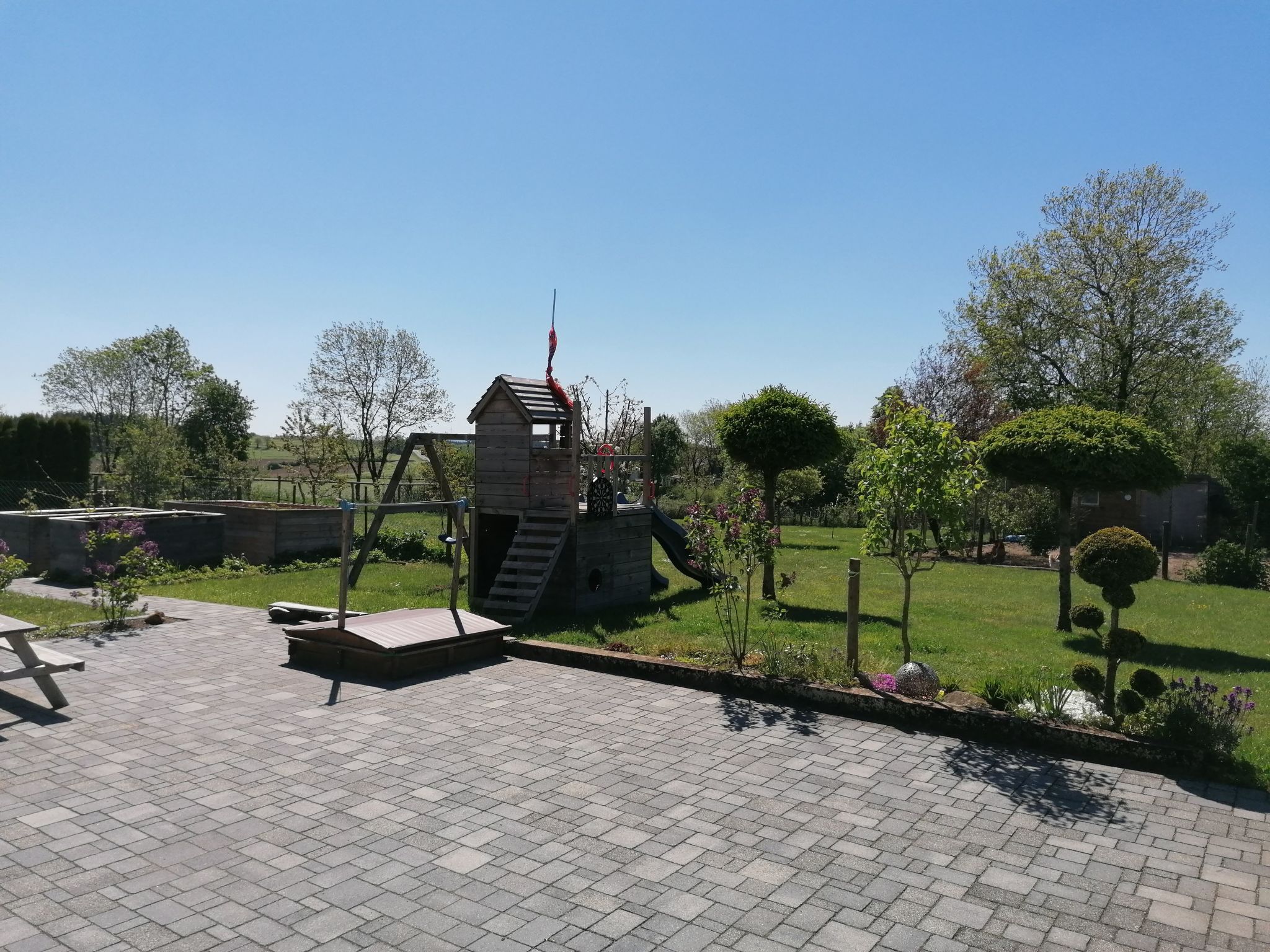 Appartement mit Terrasse-Binnen