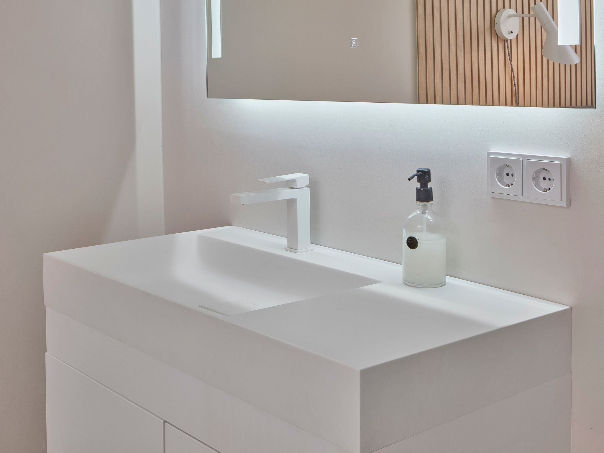 Villa Orange Tree-Image-tags.info