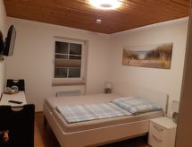 Riant vakantiehuis aan de Moezel bij Ürzig voor 10 personen - thumbnail 3
